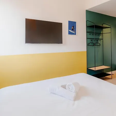 The People Hotel