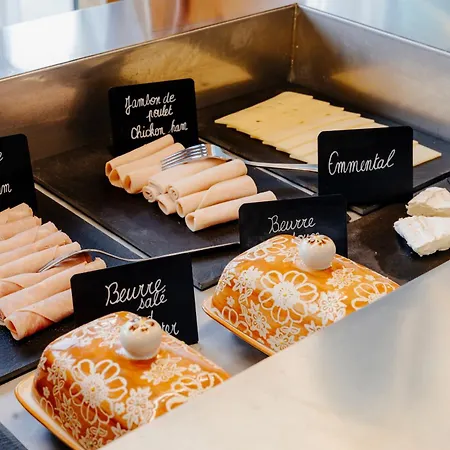 ホテル The People