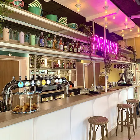 Hotel The People Caen