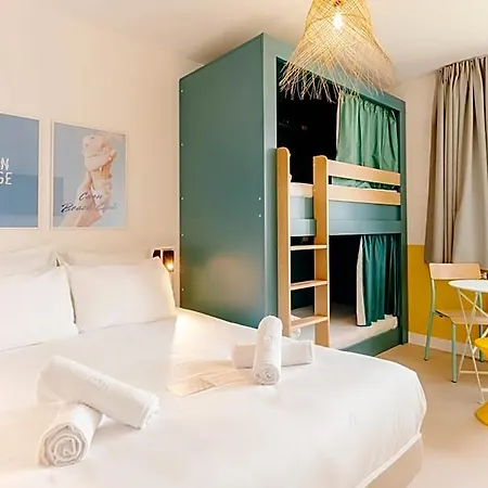 The People Hotel